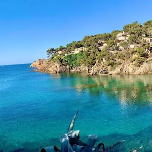 Cabanon Contemporain - Cote Bleue - Calanque De La Redonne Hébergement de vacances